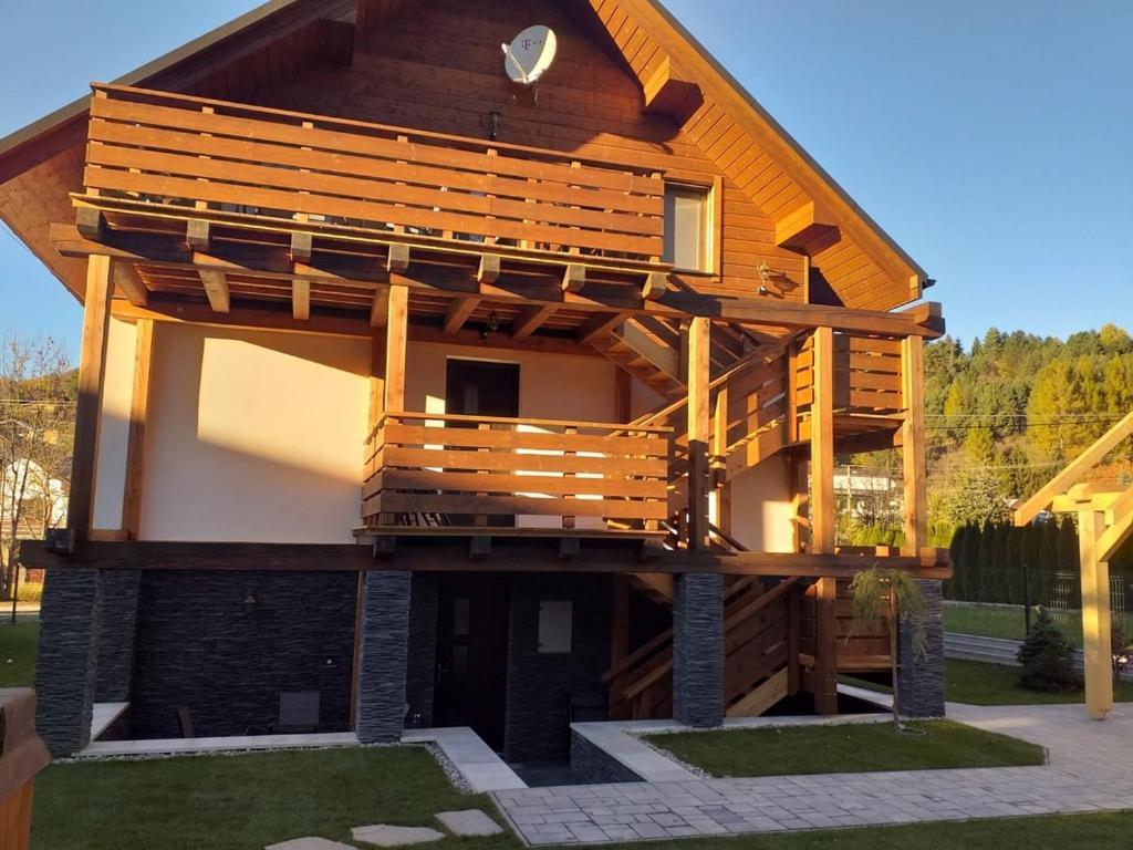 Apartmanovy Dom טרצ'ובה מראה חיצוני תמונה