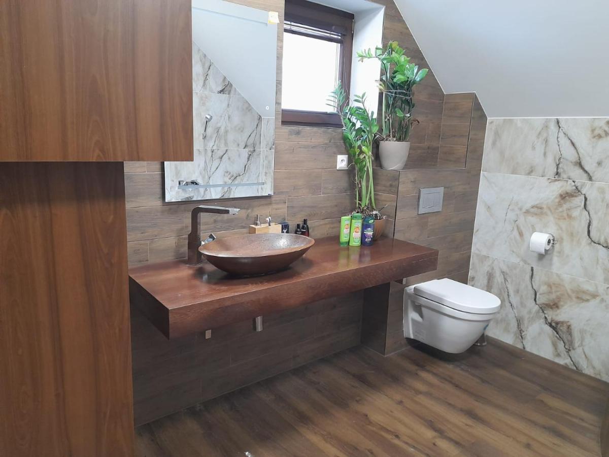 Apartmanovy Dom טרצ'ובה מראה חיצוני תמונה
